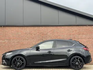 Foto 14 van Mazda 3 2.0 GT-M | NL-AUTO! | LEDER! | NAVI! | TREKHAAK!