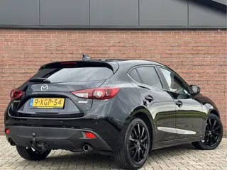 Foto 19 van Mazda 3 2.0 GT-M | NL-AUTO! | LEDER! | NAVI! | TREKHAAK!