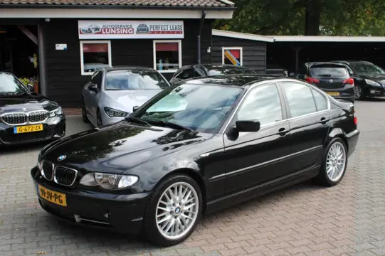 BMW 3-SERIE 330I Executive Automaat - Navi Cruise Clima - 2de eigenaar 