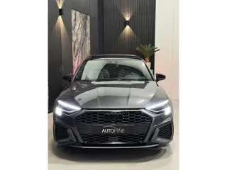 Foto 14 van Audi A3 Sportback 35 TFSI Edition One 3x S-Line|PANO|AMBI LIGHTS|MATRIX|KEYLESS