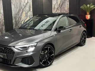 Foto 19 van Audi A3 Sportback 35 TFSI Edition One 3x S-Line|PANO|AMBI LIGHTS|MATRIX|KEYLESS