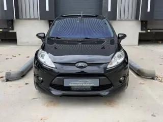Foto 14 van Ford Fiesta 1.6 Metal, Volleder, Cruise control, Sony
