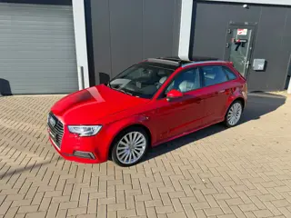 Foto 20 van Audi A3 Sportback 1.4 e-tron Sport Pro Line plus|PANO|LED||LEDER|