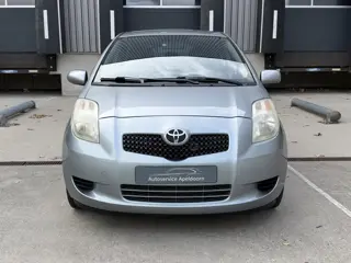 Foto 13 van Toyota Yaris 1.3 VVTi Terra, Airco