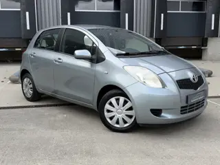 Foto 14 van Toyota Yaris 1.3 VVTi Terra, Airco