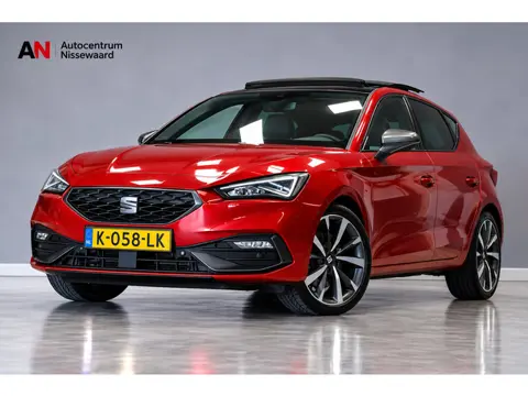 Seat Leon 1.5 eTSI FR Launch Edition |Panorama|Stoel-stuur Verwrm