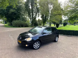 Foto 13 van Volkswagen Polo 1.2 United | Luxe| Nw. APK | 1e Eigenaar | Lage KM!