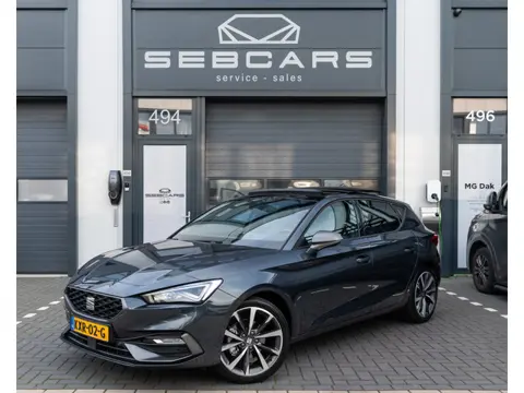 SEAT Leon 1.5 eTSI FR DSG PANODAK, CARPLAY, BEATS, ADAPT CRUISE, 18INCH
