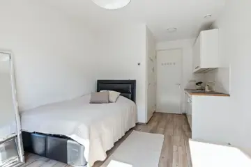 Woning aan de John Blankensteinstraat te Amsterdam