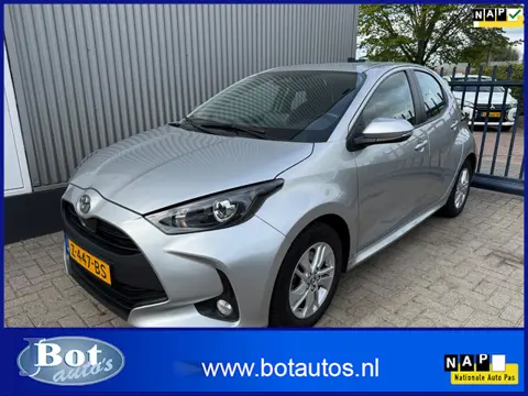 Toyota Yaris 1.5 Hybrid 115 Active / 6X TOYOTA YARIS OP VOORRAAD / 1E EIGENAAR / APPLE CARPLAY / CAM