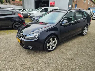 Foto 19 van Volkswagen Golf Variant 1.6 TDI Highline BlueMotion|Leer|Navi
