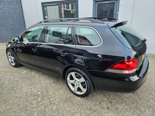 Foto 16 van Volkswagen Golf Variant 1.6 TDI Highline BlueMotion|Leer|Navi