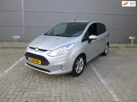 Ford B-Max 1.0 EcoBoost Titanium