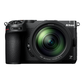 Nikon Z5 IIC Zwart + Z 24-200mm f/4.5-6.3 VR