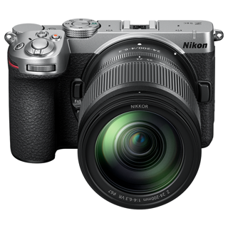 Nikon Z5 IIC Zilver + Z 24-200mm f/4.5-6.3 VR