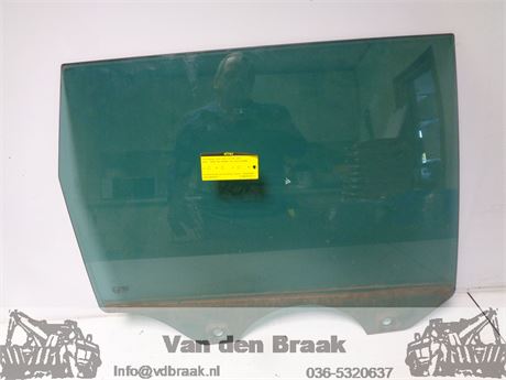Volkswagen Touareg 2003-2010 Portierruit rechts achter