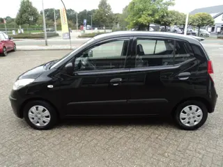 Foto 18 van Hyundai I10 1.1 Active Cool Airco Trekhaak
