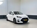 Foto 21 van Toyota Yaris 1.5 Hybrid Active | Camera | Carplay/ Android Auto| NL | 1 EIg|