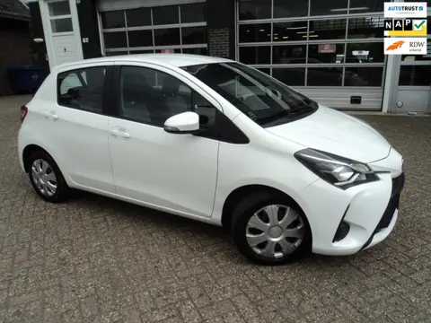 Toyota Yaris 1.5 VVT-i Active Cruise Control Camera
