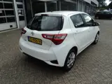 Foto 25 van Toyota Yaris 1.5 VVT-i Active Cruise Control Camera
