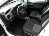 Foto 22 van Toyota Yaris 1.5 VVT-i Active Cruise Control Camera