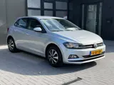 Foto 13 van Volkswagen Polo 1.0 MPI Comfortline | CarPlay