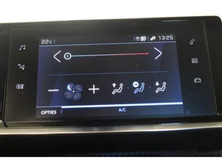 Foto 11 van Peugeot 2008 1.2 PureTech Active Pack |Camera|Navi|