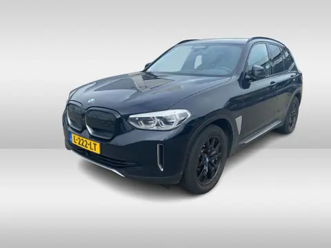 BMW iX3 High Executive 80 kWh / Trekhaak / Panoramadak / 360Camera / Head-up / 20'' / Leder / Harman