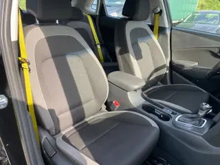 Foto 12 van Hyundai Kona 1.6 GDI HEV Comfort