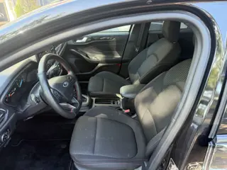 Foto 15 van Ford FOCUS Wagon 1.0 EcoBoost Hybrid ST Line Automaat Stoel & Stuurverwarming | Achteruitrijcamera |