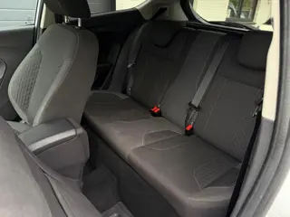 Foto 18 van Ford Fiesta 1.0 EcoBoost ST-line Sport| Riem VV | Navi | Cruise | PDC | 17” | Org NL | NAP