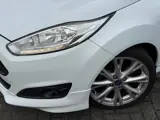 Foto 24 van Ford Fiesta 1.0 EcoBoost ST-line Sport| Riem VV | Navi | Cruise | PDC | 17” | Org NL | NAP