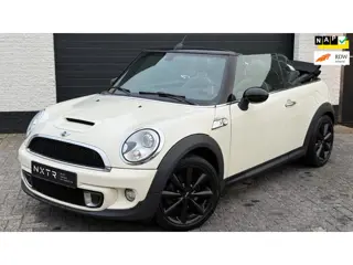 Mini Cabrio 1.6 Cooper S Chili 184pk | Leder | Xenon | Navi | Stoelverwarming | PDC