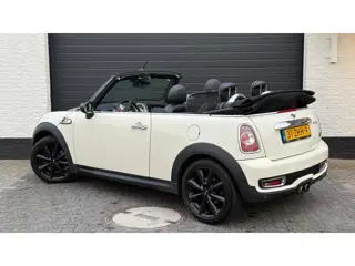 Foto 20 van Mini Cabrio 1.6 Cooper S Chili 184pk | Leder | Xenon | Navi | Stoelverwarming | PDC