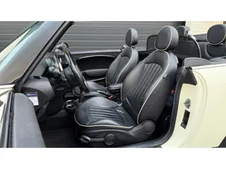 Foto 19 van Mini Cabrio 1.6 Cooper S Chili 184pk | Leder | Xenon | Navi | Stoelverwarming | PDC