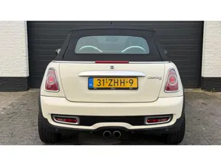 Foto 12 van Mini Cabrio 1.6 Cooper S Chili 184pk | Leder | Xenon | Navi | Stoelverwarming | PDC