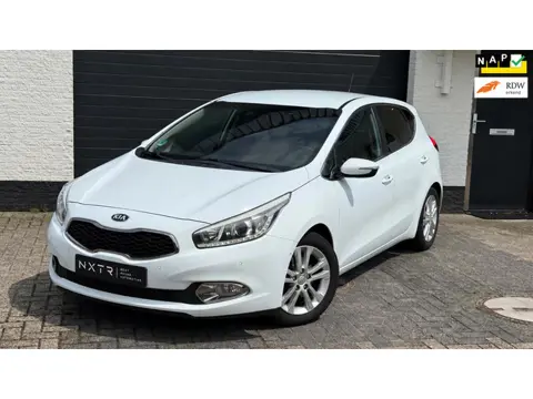 Kia Cee'd 1.6 GDI Super Pack | NAP | Keyless | Navi | Trekhaak