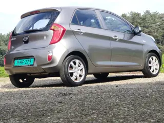 Foto 16 van Kia PICANTO 1.0 CVVT Airco Dealer Onderhouden