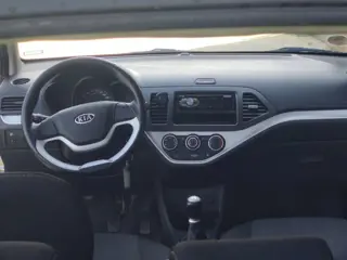 Foto 18 van Kia PICANTO 1.0 CVVT Airco Dealer Onderhouden