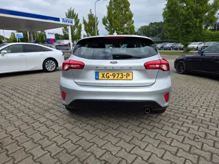 Foto 18 van Ford Focus 1.0 EcoBoost Trend Edition Business FULL OPTIONS