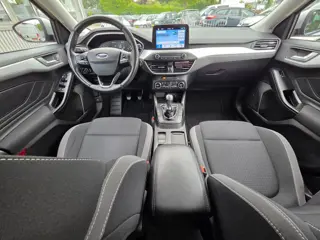 Foto 14 van Ford Focus 1.0 EcoBoost Trend Edition Business FULL OPTIONS