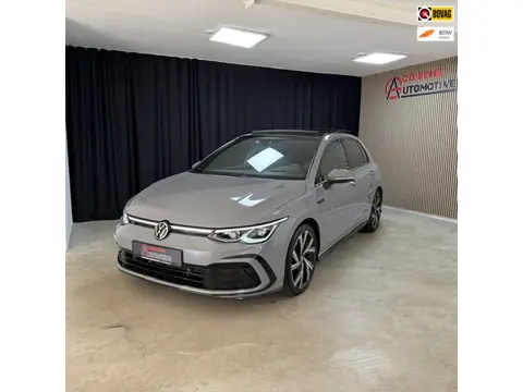 Volkswagen Golf 1.5 TSI R-Line. HUD. H&K PANO.AUTO