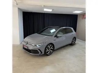 Foto 20 van Volkswagen Golf 1.5 TSI R-Line. HUD. H&K PANO.AUTO