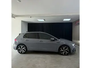 Foto 12 van Volkswagen Golf 1.5 TSI R-Line. HUD. H&K PANO.AUTO