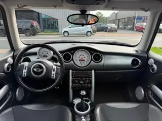 Foto 13 van Mini Cooper Pepper 1.6/Airco/Panorama Dak/Leer/Nieuw Apk