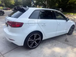 Foto 15 van Audi A3 Sportback 1.0 TFSI Sport Lease Edition Virtuele scherm Navi Keyless Entry