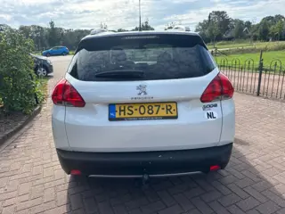 Foto 16 van PEUGEOT 2008 *Pano*Car Play*Trekhaak*Allure