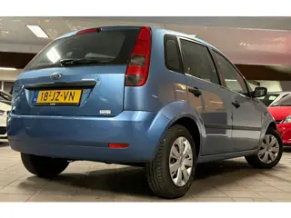Foto 15 van Ford Fiesta 1.3 Ambiente|NAP|APK04-27|Nettestaat|Scherpeprijs|5Deurs