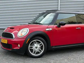 Foto 14 van MINI Clubman 1.6 Cooper S Chili Panoramadak Airco ijskoud APK
