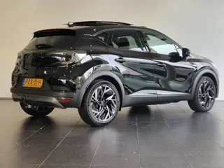 Foto 19 van Renault Captur 1.6 E-Tech full hybrid 145 esprit Alpine | TREKHAAK | SCHUIF/KANTEL DAK | HARMAN KARD